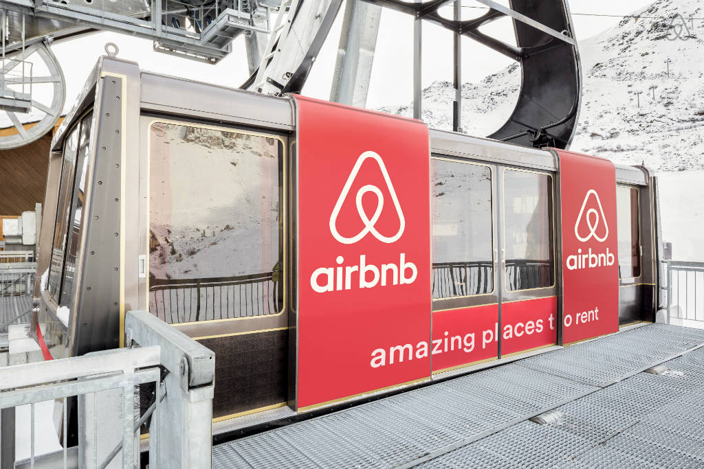 airbnb-sweepstakes-Courchevel-France-gondoloa.jpg