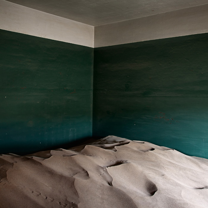 indoor-desert-photos-by-Alvaro Sanchez-Montanes-.jpg