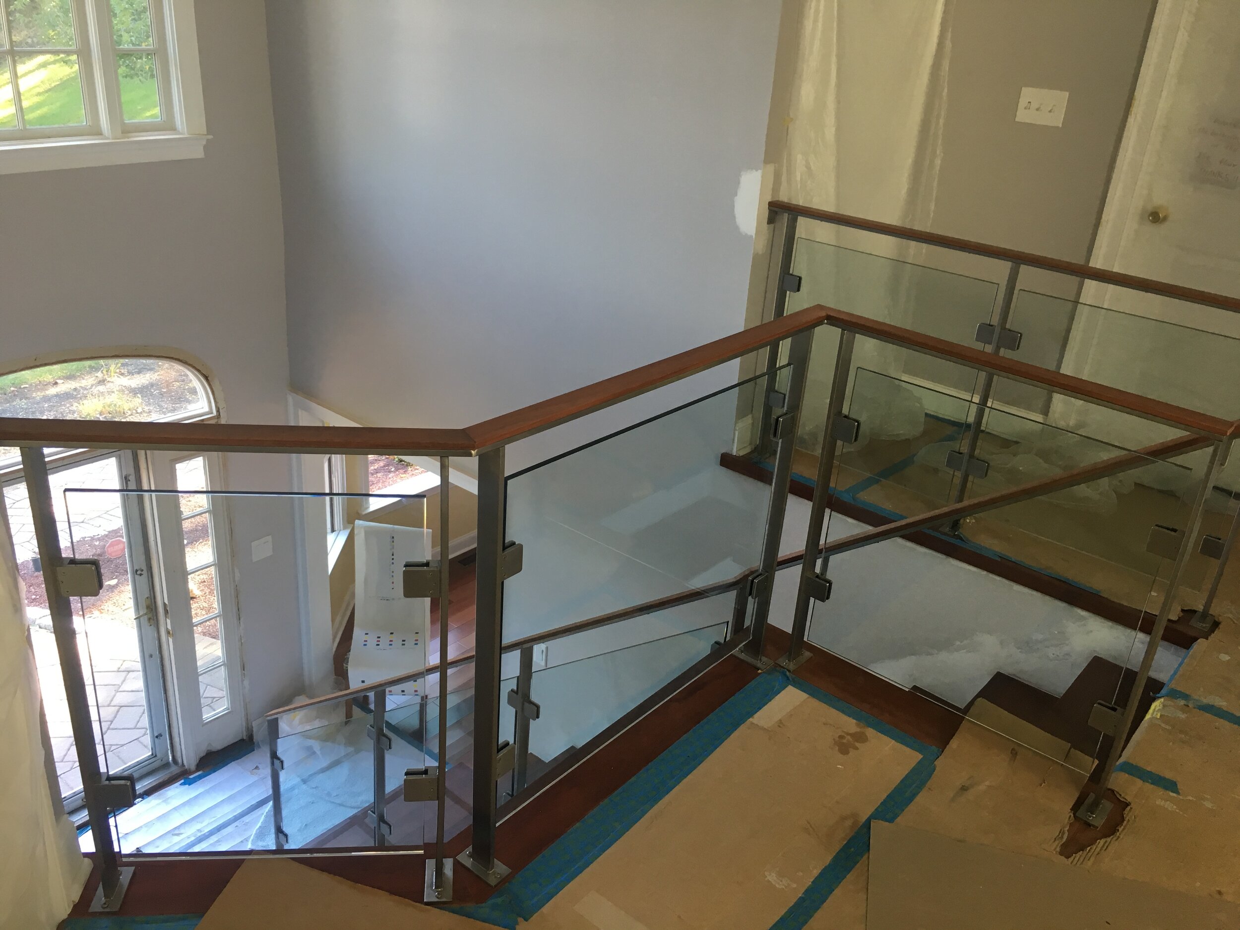 Jennifer Glass Railing Style