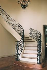 curved ornamental railing.jpeg