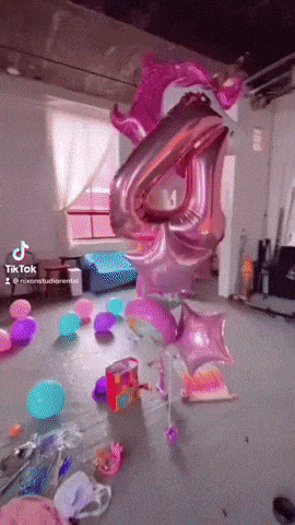 Photoshoot GIF-downsized_large-2.gif