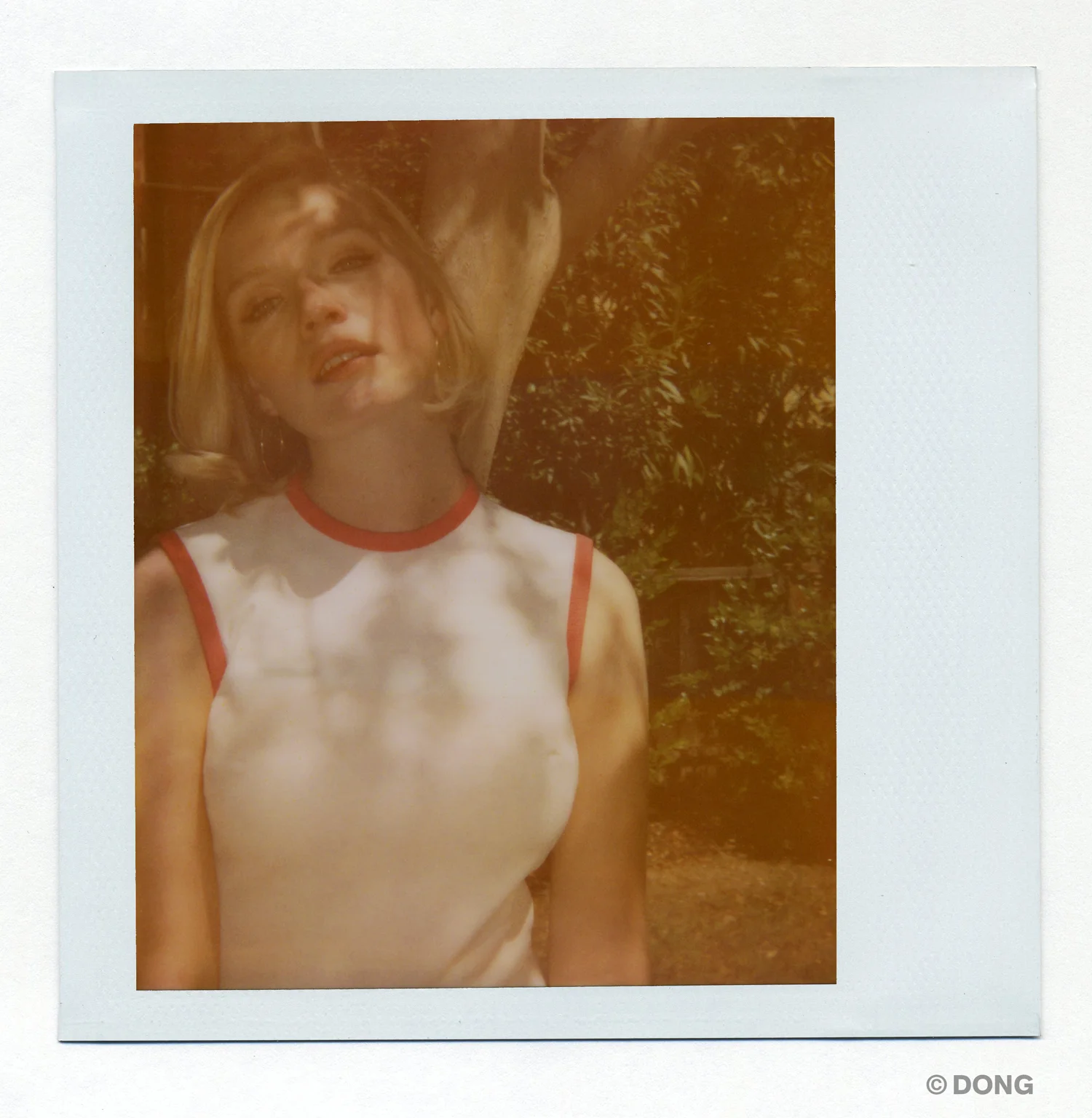 2307_Polaroid_Spectra_V1.jpg