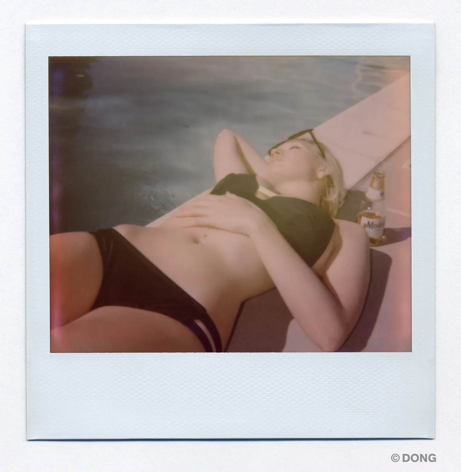 2342_Polaroid_Spectra_H1.jpg