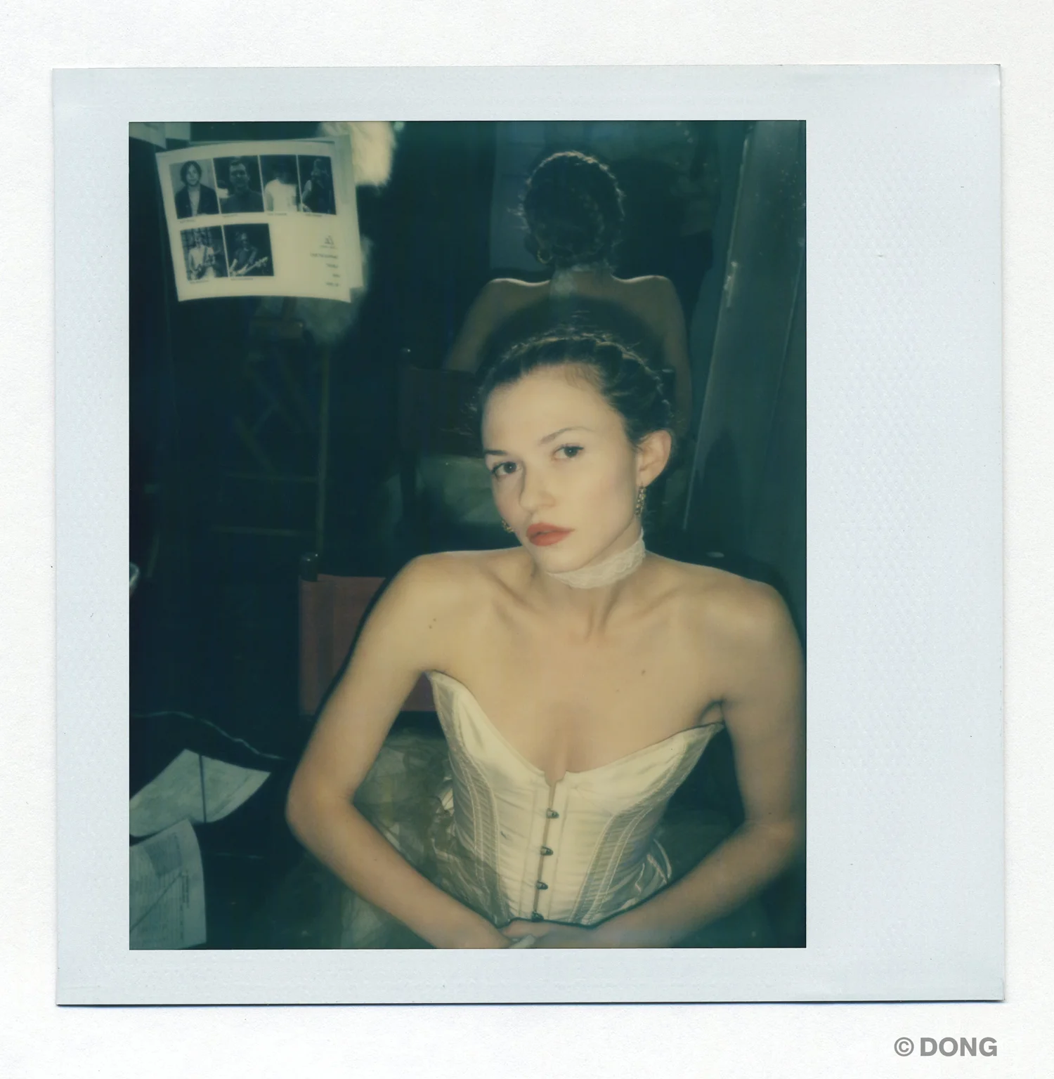 2743_Polaroid_Spectra_V1.jpg