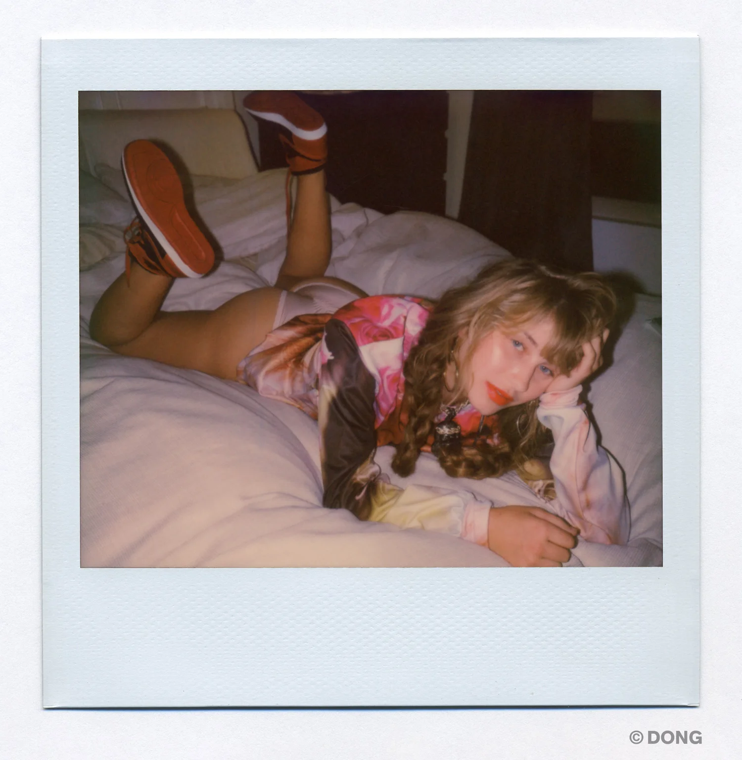 4242_Polaroid_Spectra_H1.jpg