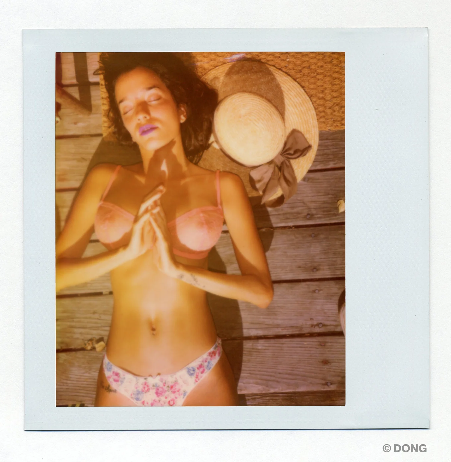 5058_Polaroid_Spectra_V1.jpg
