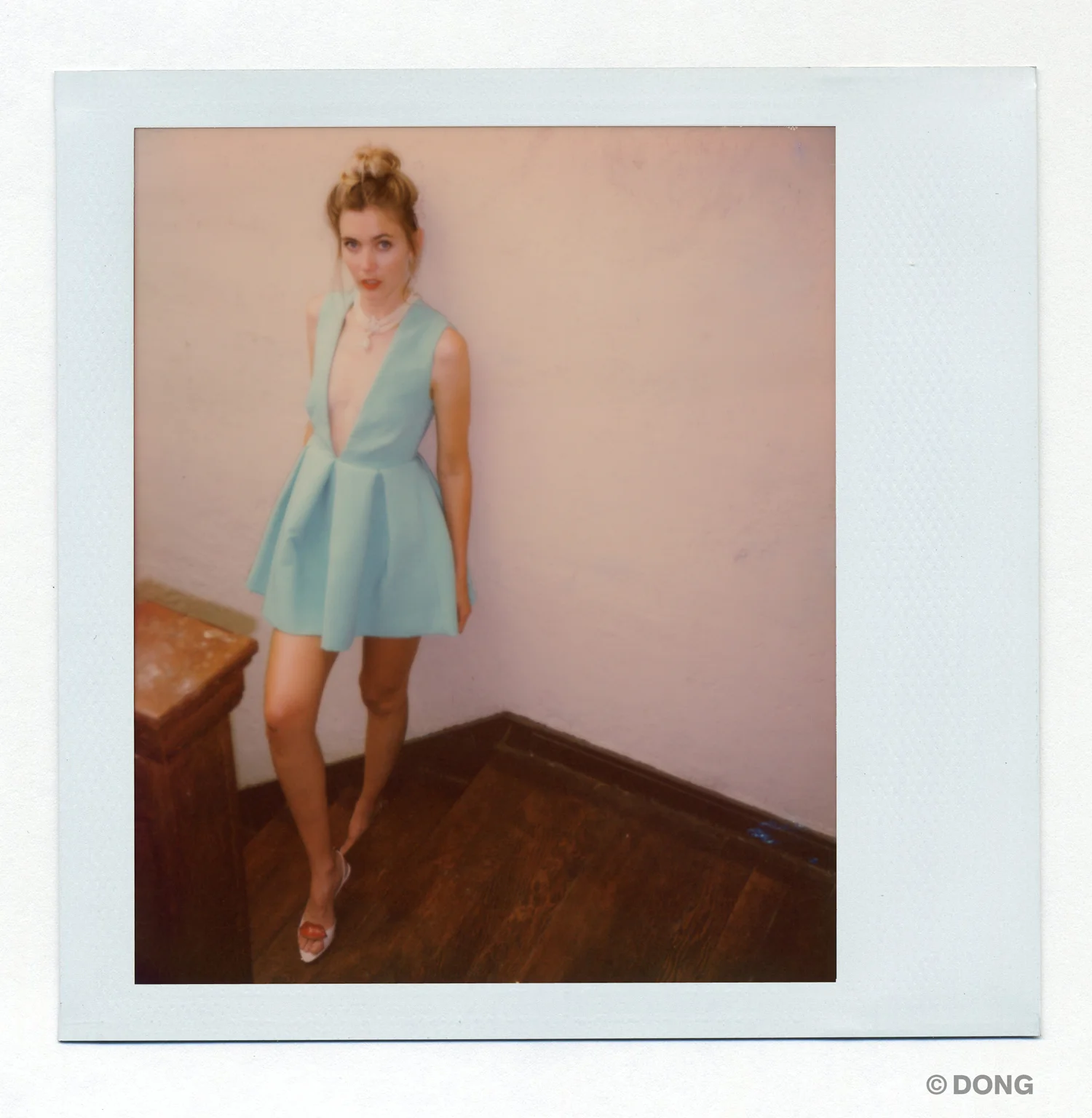 3881_Polaroid_Spectra_V1.jpg