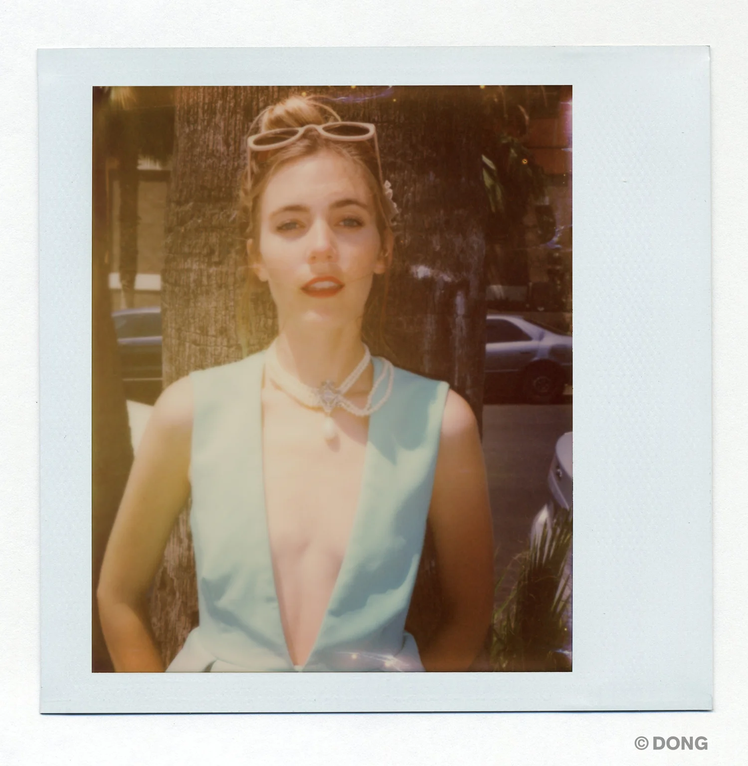 3885_Polaroid_Spectra_V1.jpg