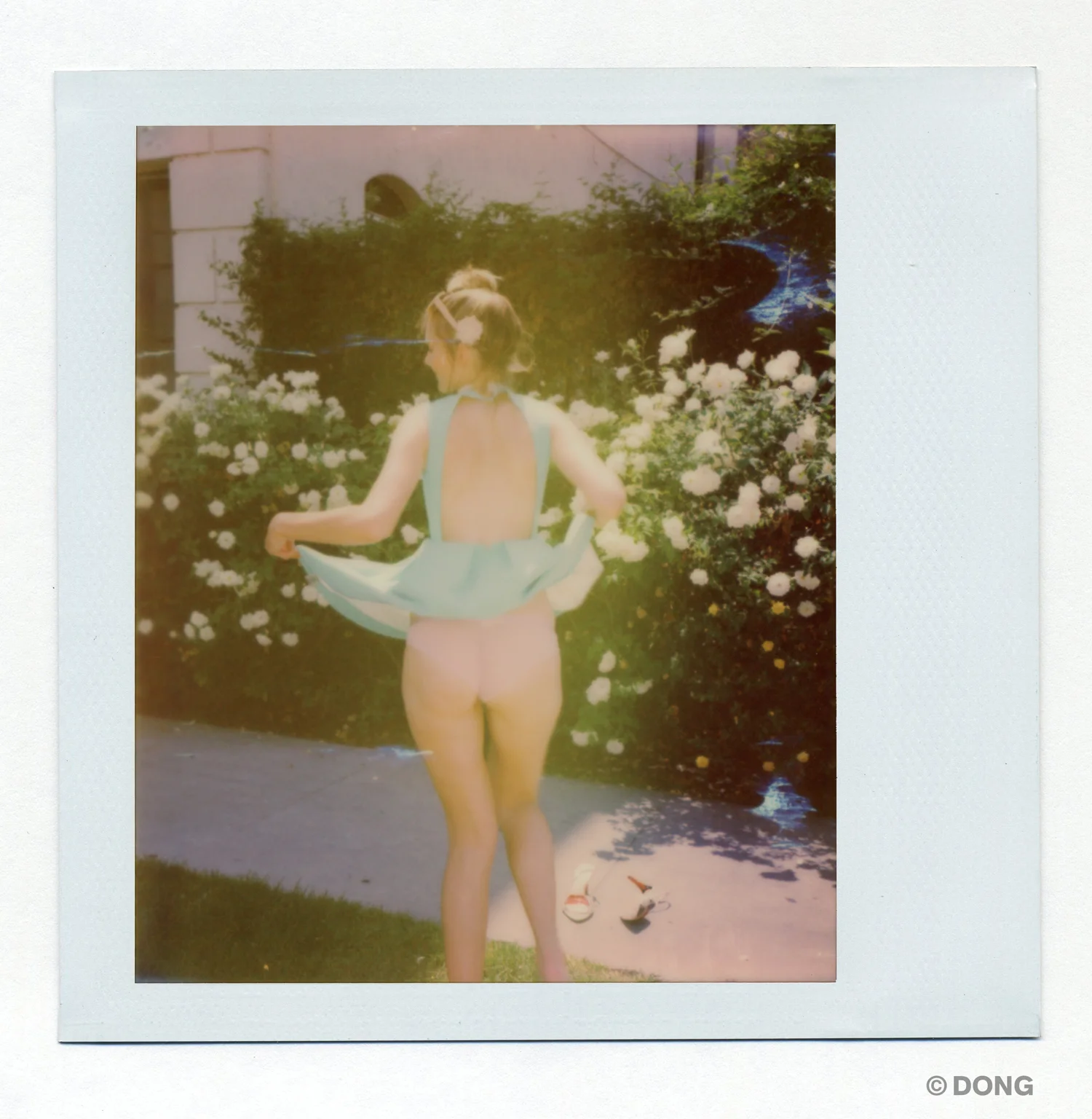 3889_Polaroid_Spectra_V1.jpg
