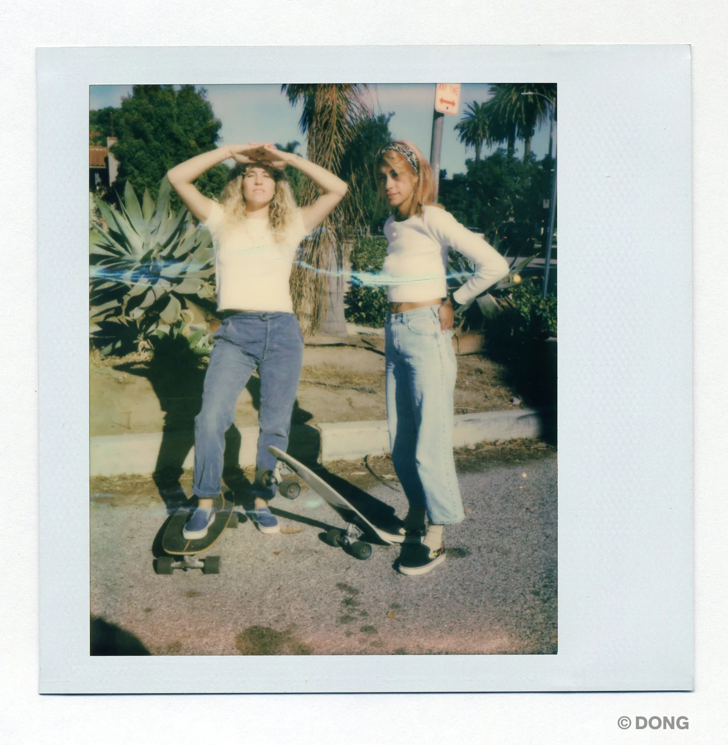 5014_Polaroid_Spectra_V1.jpg