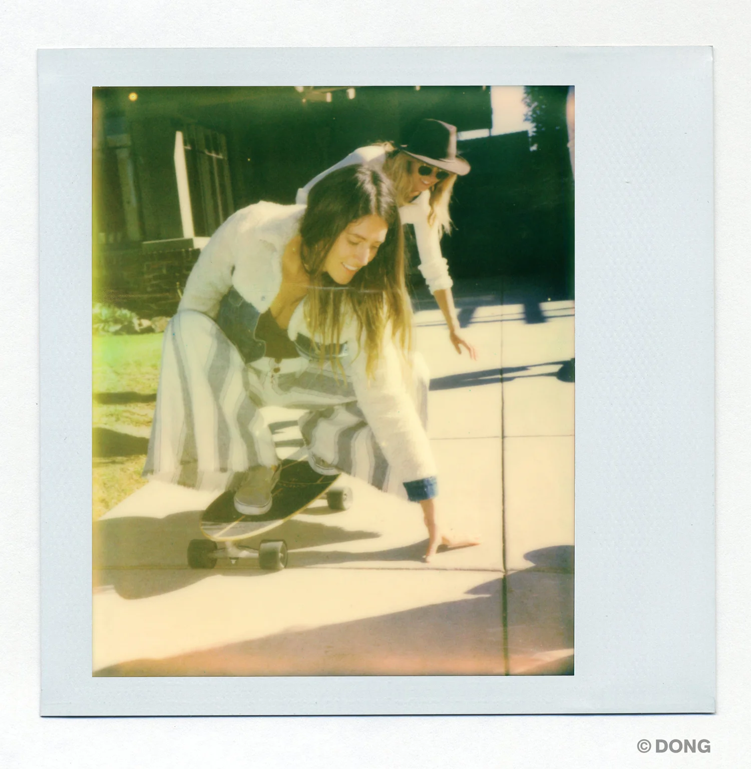 5009_Polaroid_Spectra_V1.jpg
