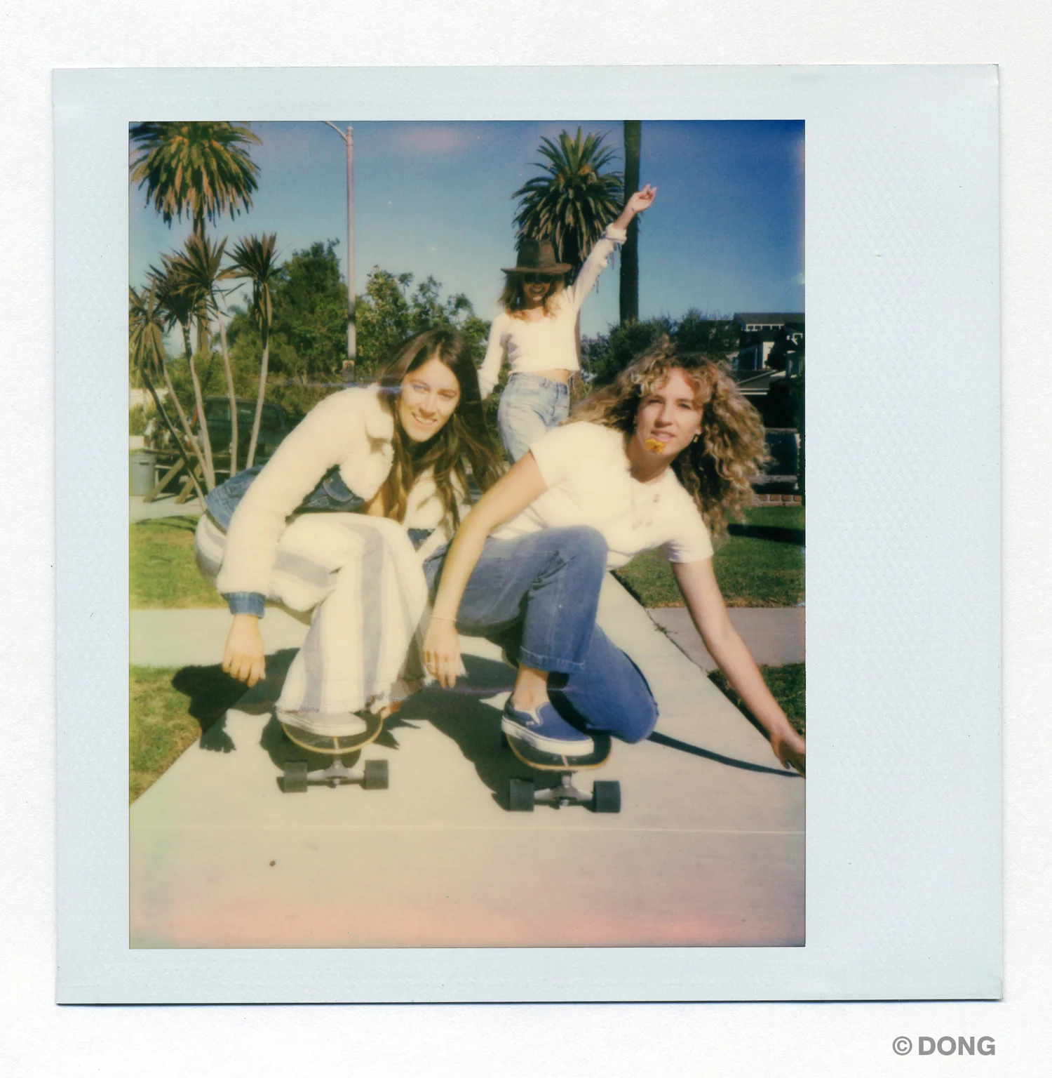 5005_Polaroid_Spectra_V1.jpg