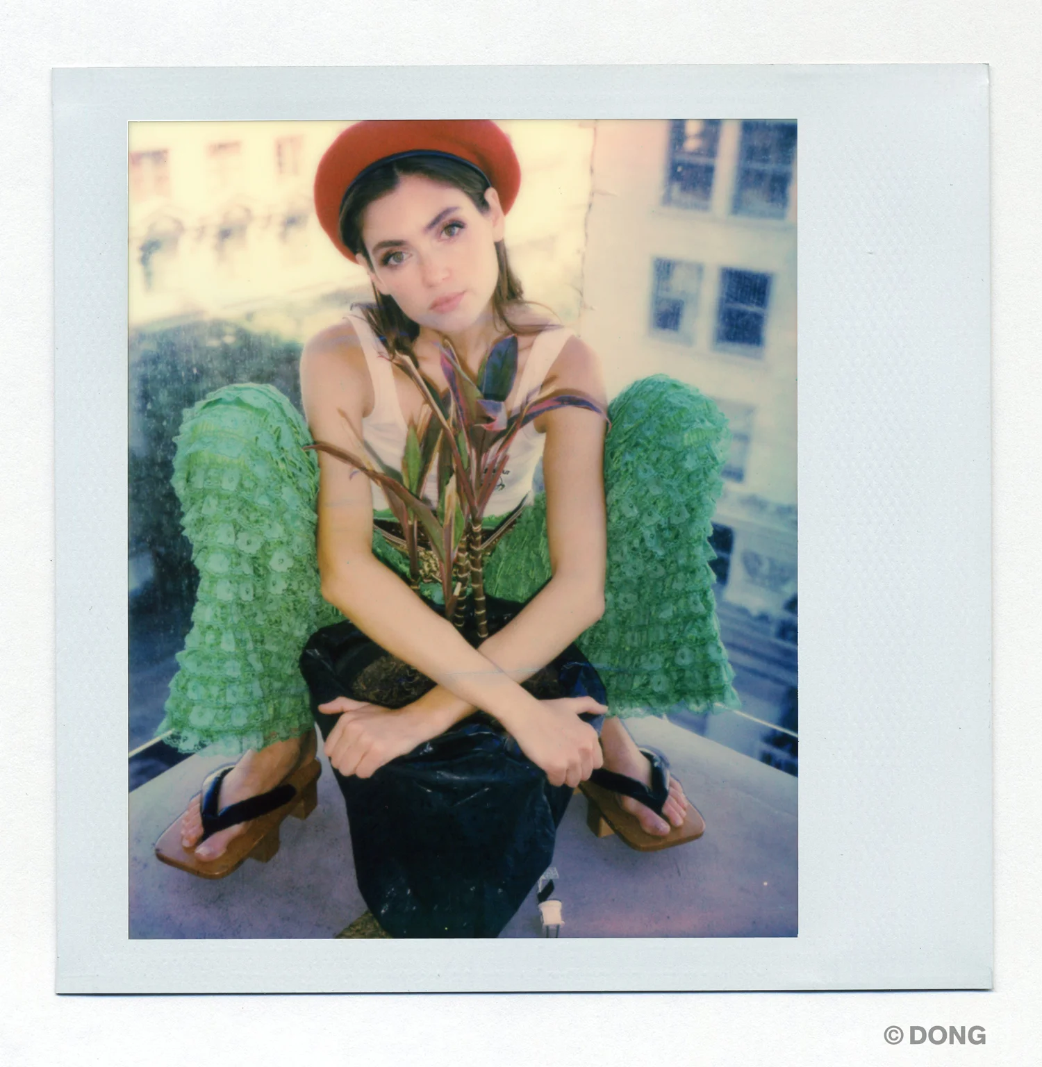 4913_Polaroid_Spectra_V1.jpg