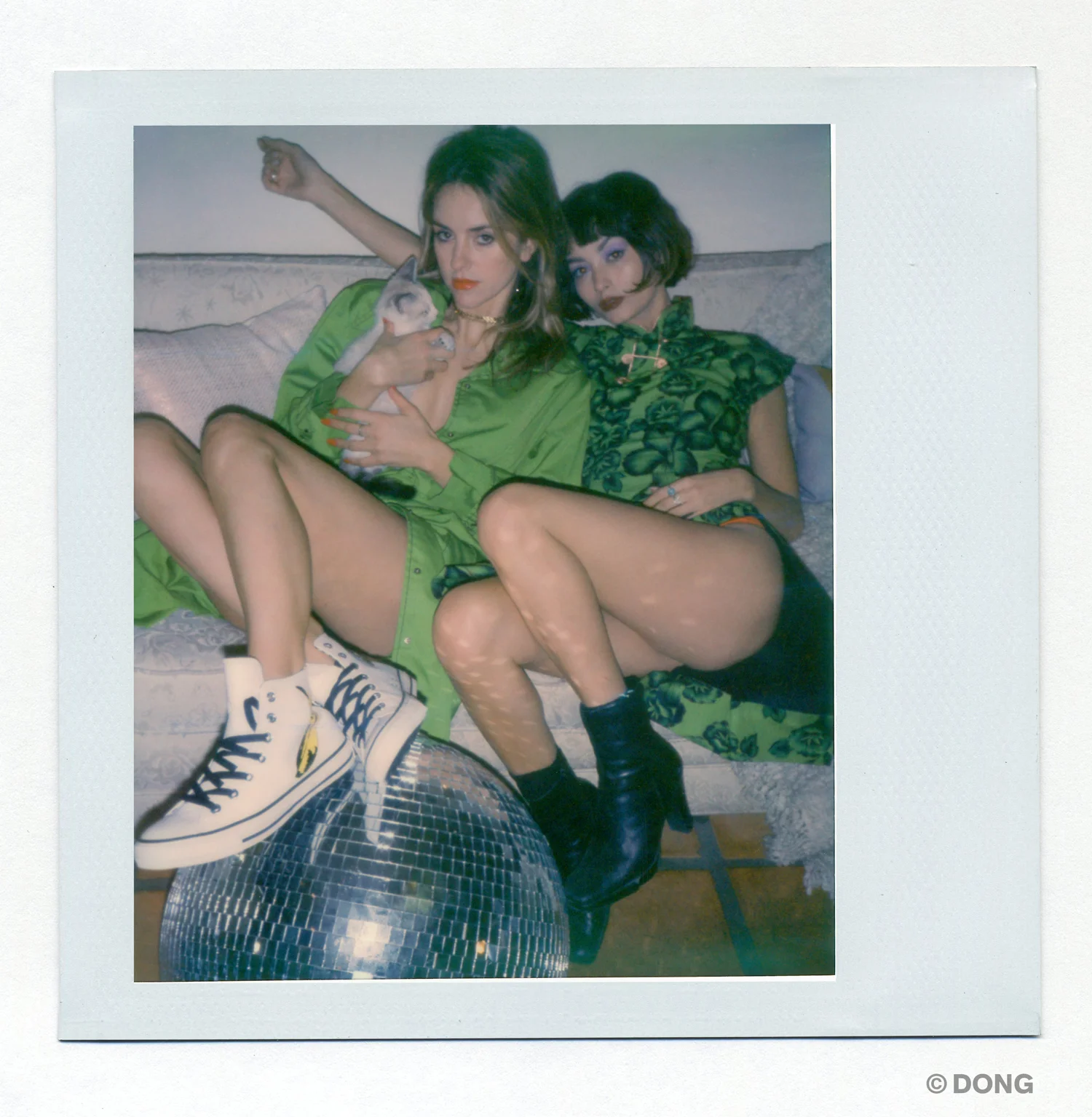 3148_Polaroid_Spectra_V1.jpg