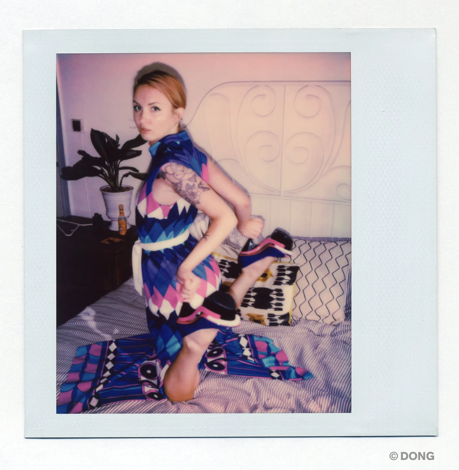 4757_Polaroid_Spectra_V1.jpg