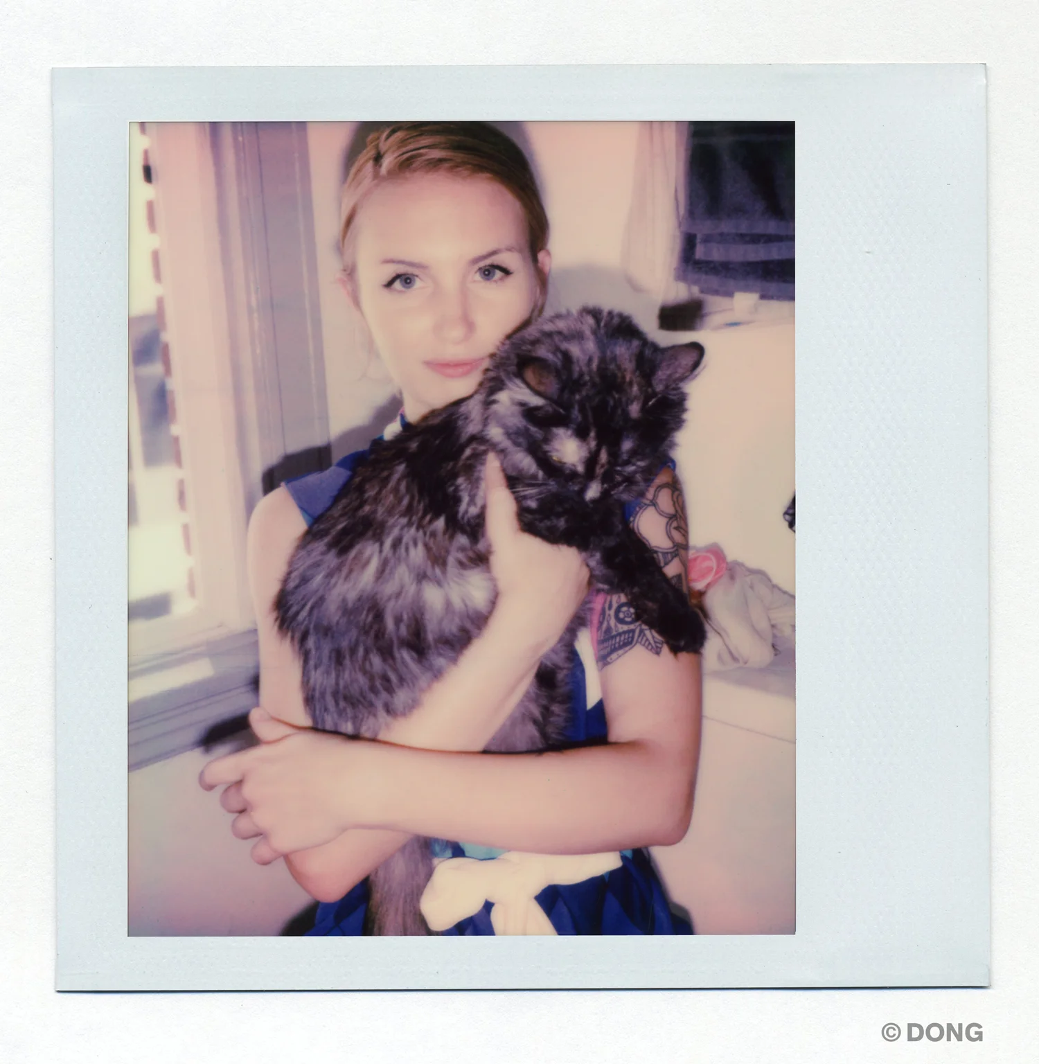 4760_Polaroid_Spectra_V1.jpg