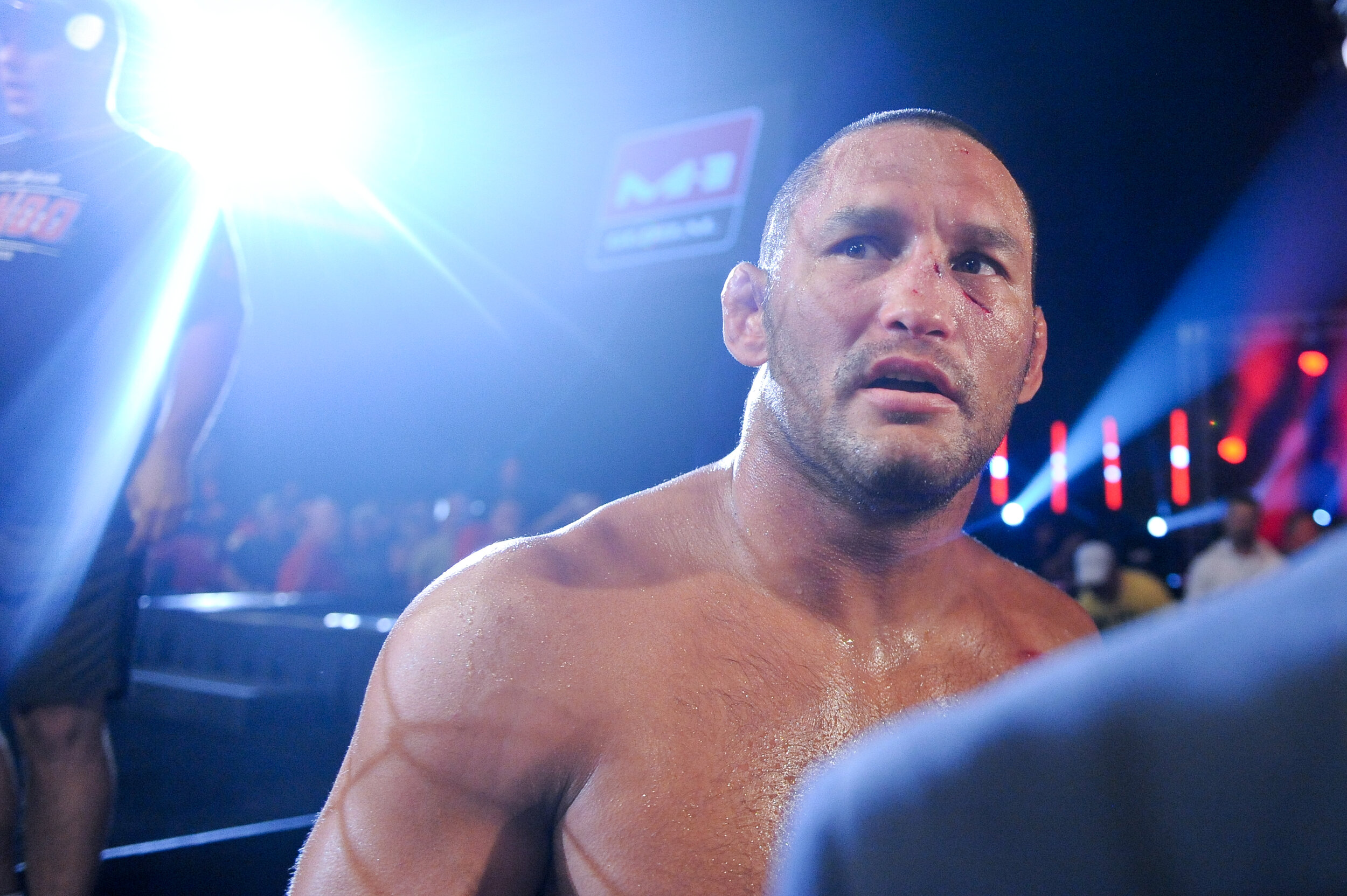 Strikeforce in Chiacgo - Henderson and Fedor-49.jpg