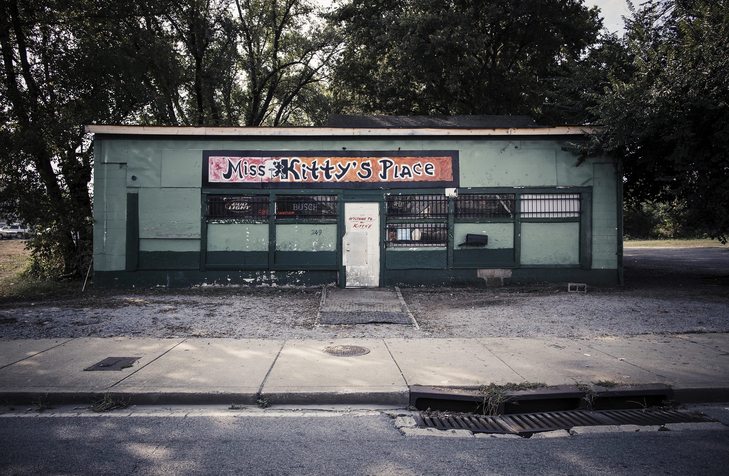 Miss Kitty’s Place, Lebanon Road, N ashville, Tenn., Tamara Reynolds, Southern Route