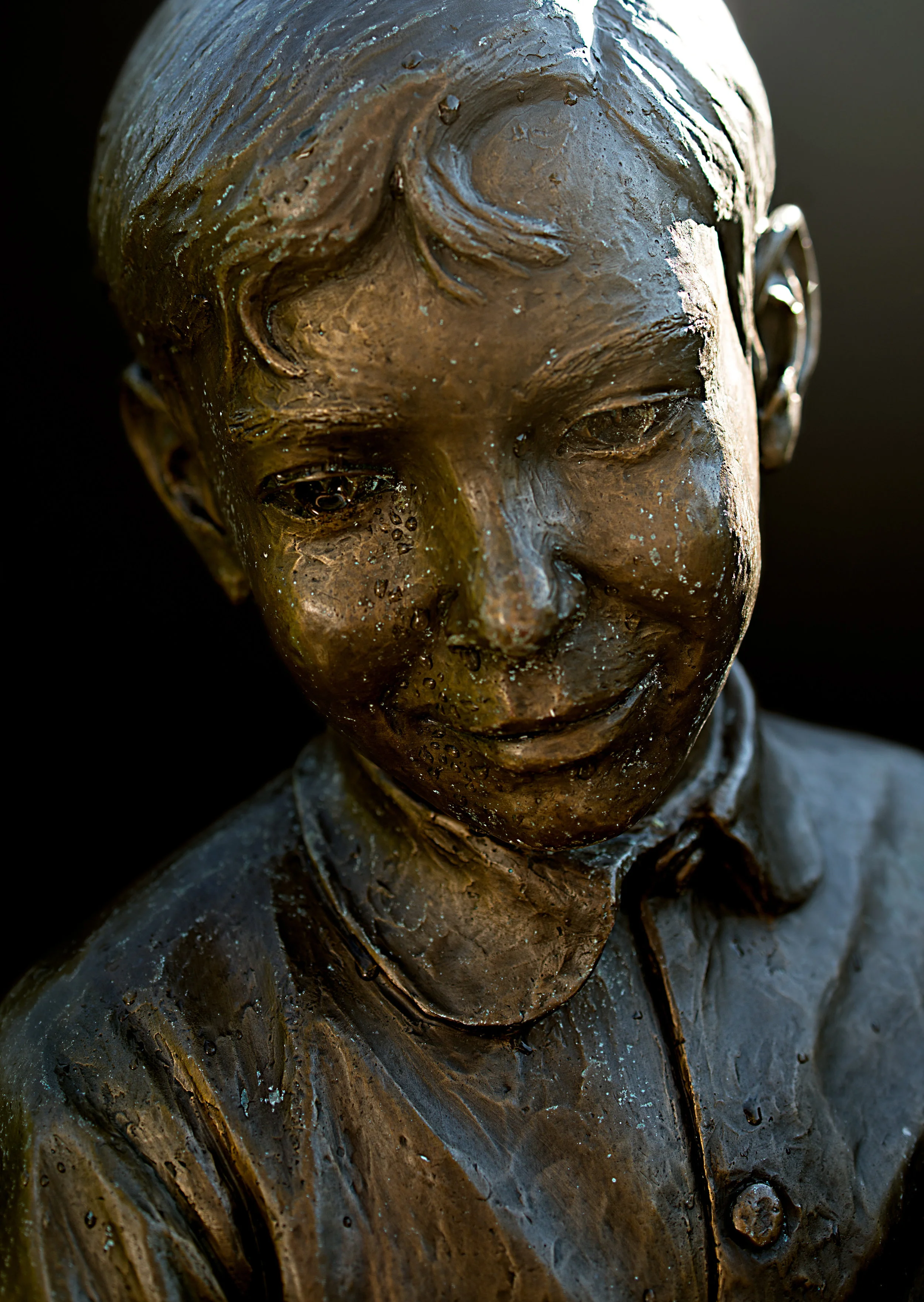 statue3.jpg