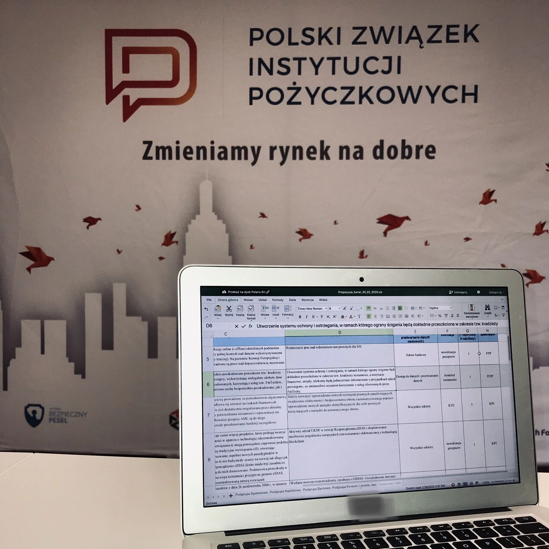 » PZIP bierze udział w pracach Zespołu Roboczego ds. rozwoju innowacji finansowych (FinTech).
