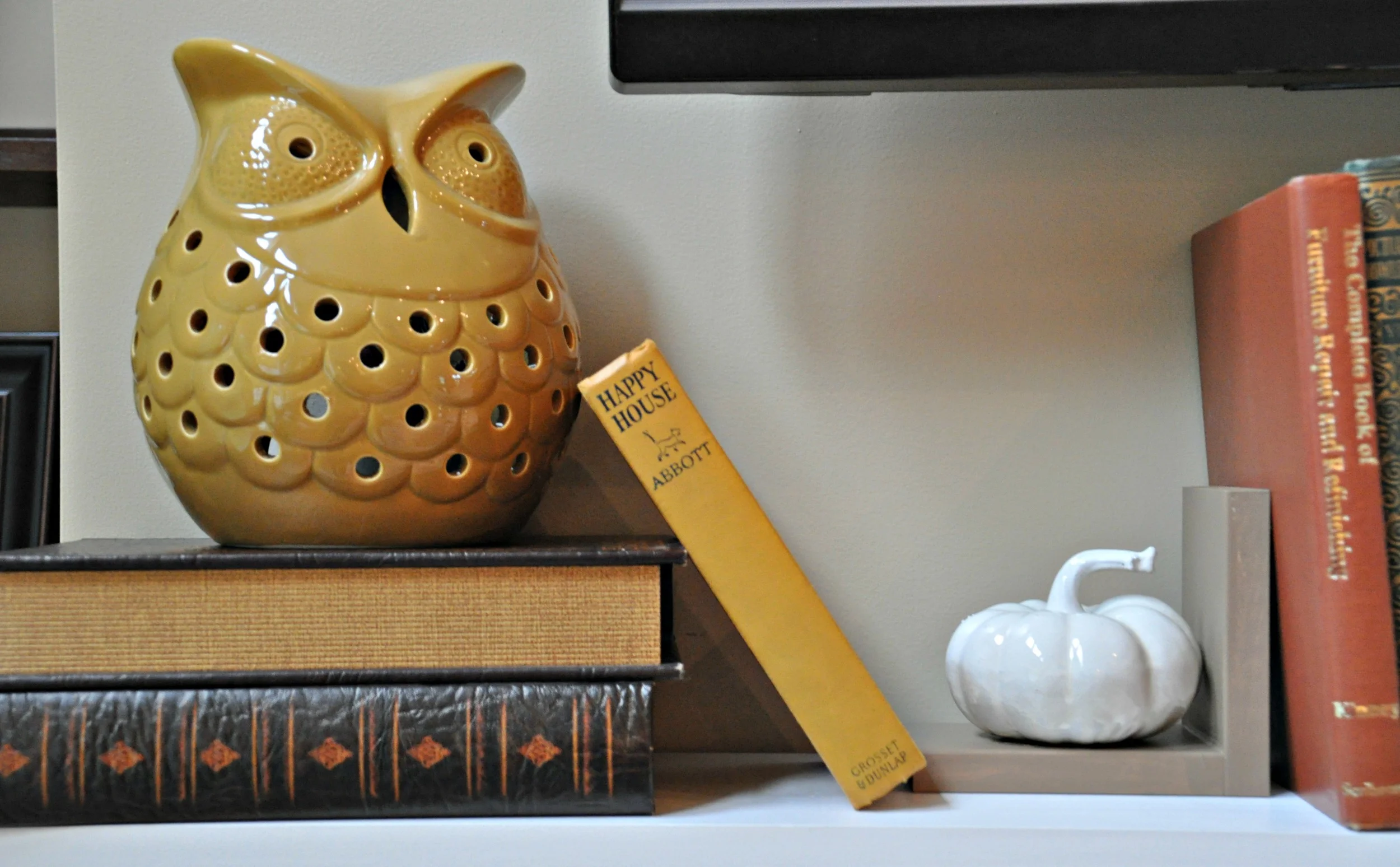 Pumpkin Bookend.jpg