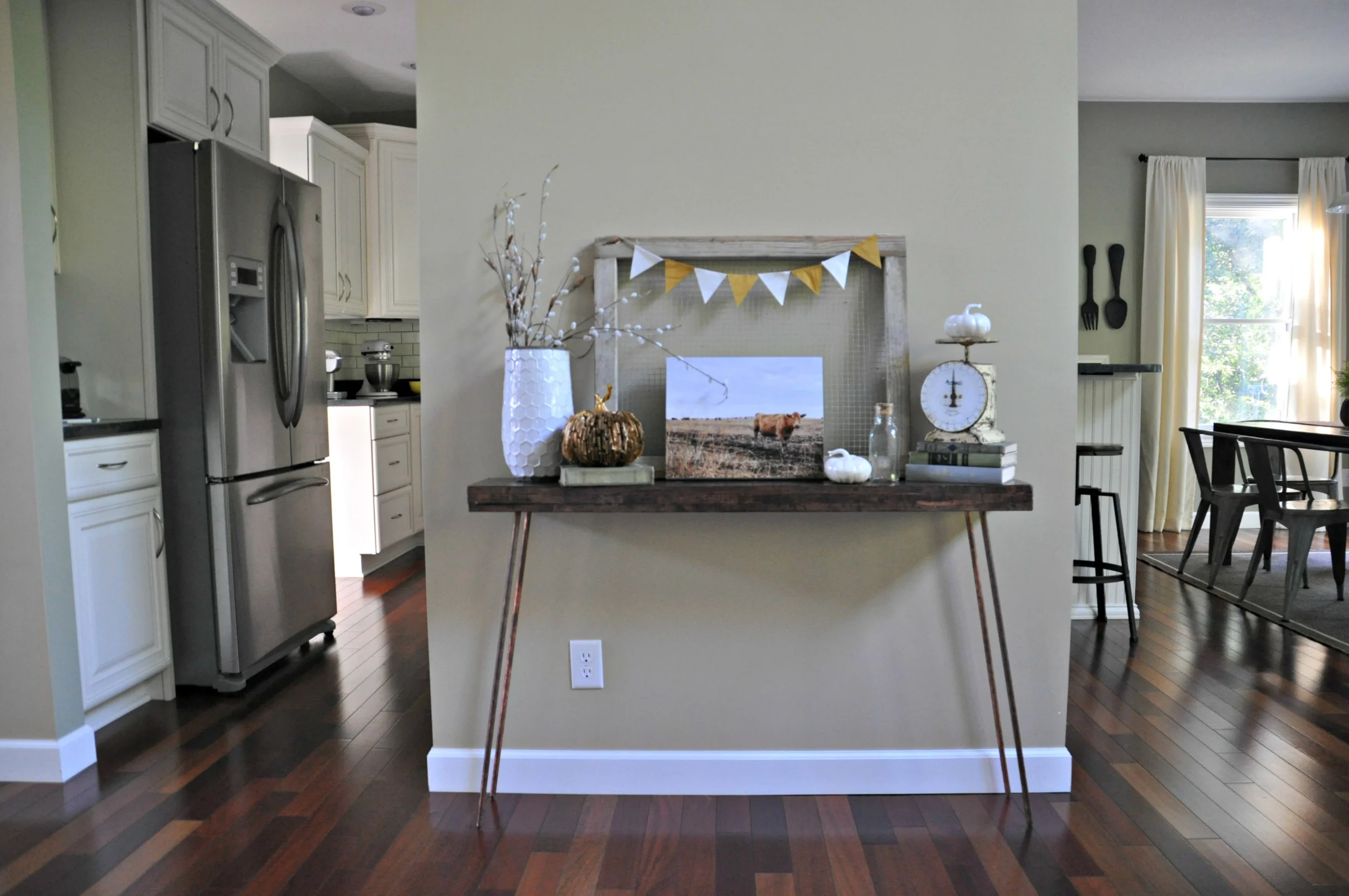 Fall Console Table {Decor and the Dog}.jpg
