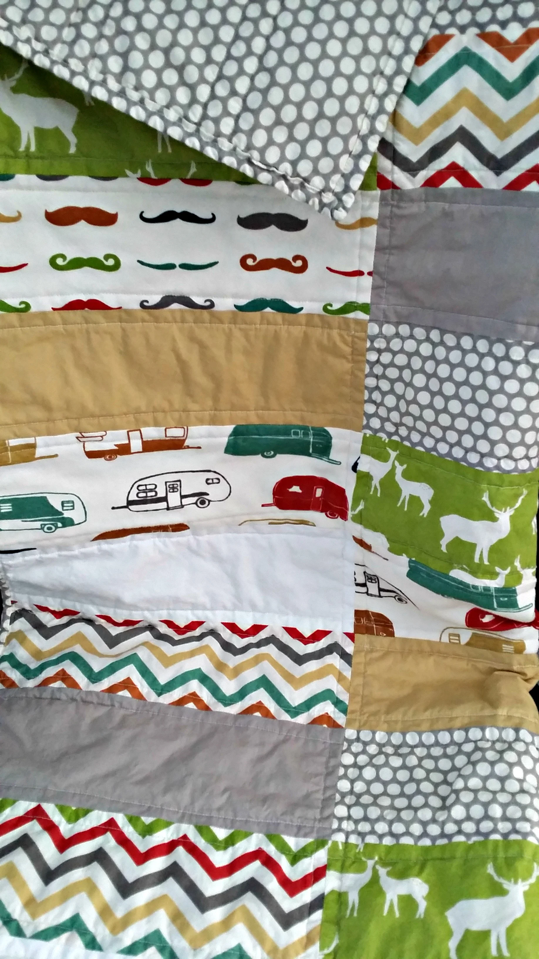 Hipster Baby Quilt {Gender Neutral Quilt}