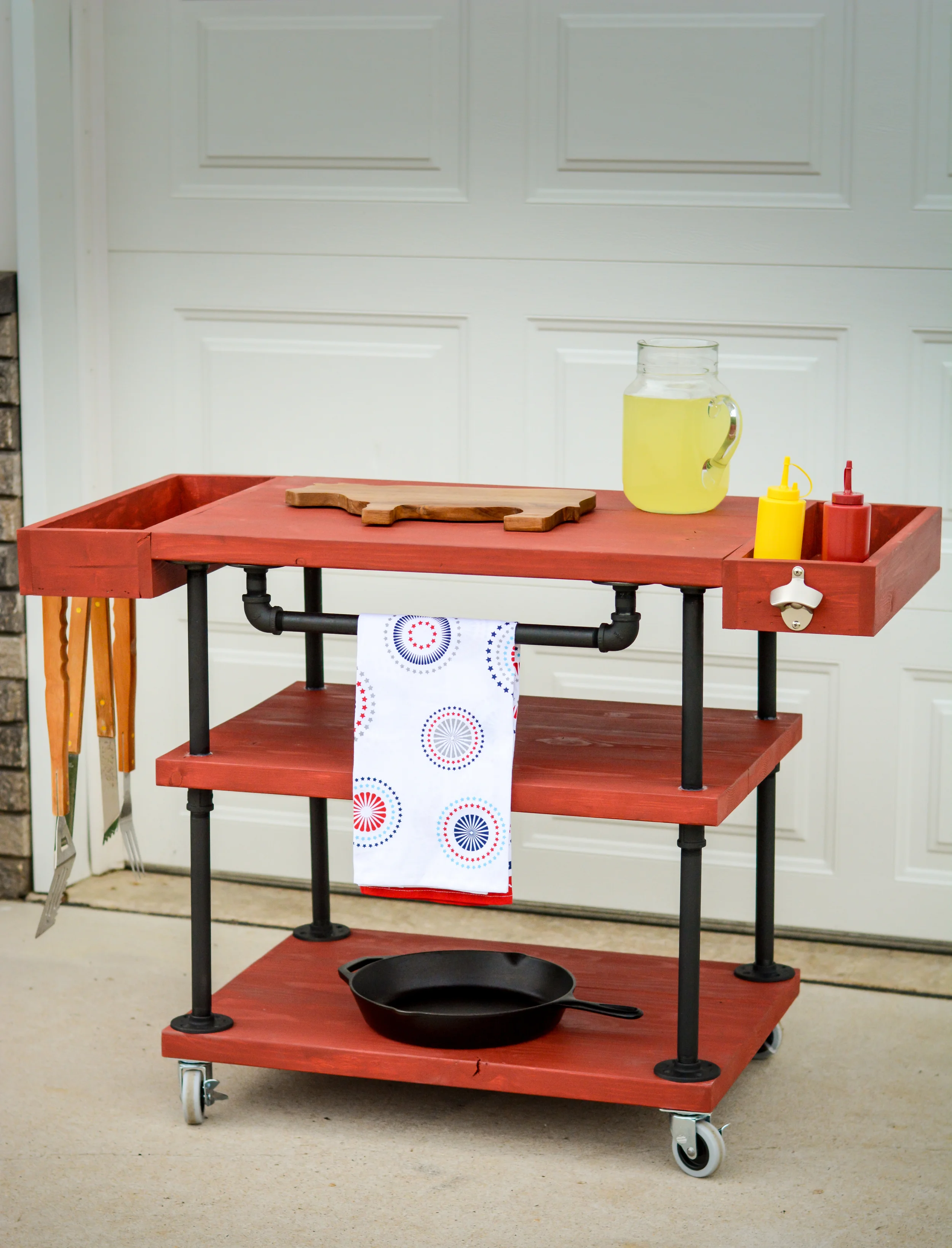 How To Build a Grill Cart {The Home Depot DIY Workshop}