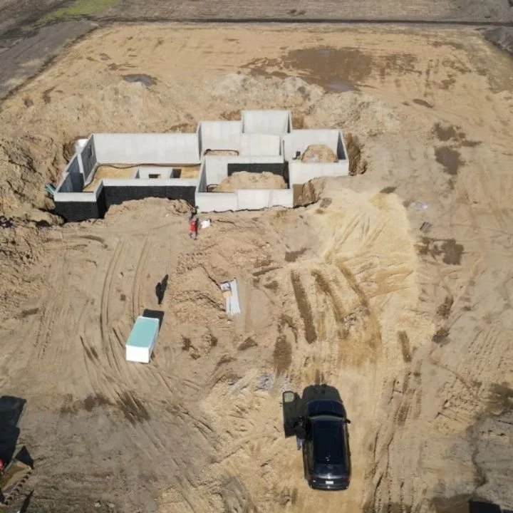 I'm going to get this IG caught up this week! (Mainly because there's a massive rain storm today and no progress will happen. 🥲)

4/16: Forms were removed. My children were playing mountain goats. 🐐It's definitely starting to look like a basement.
