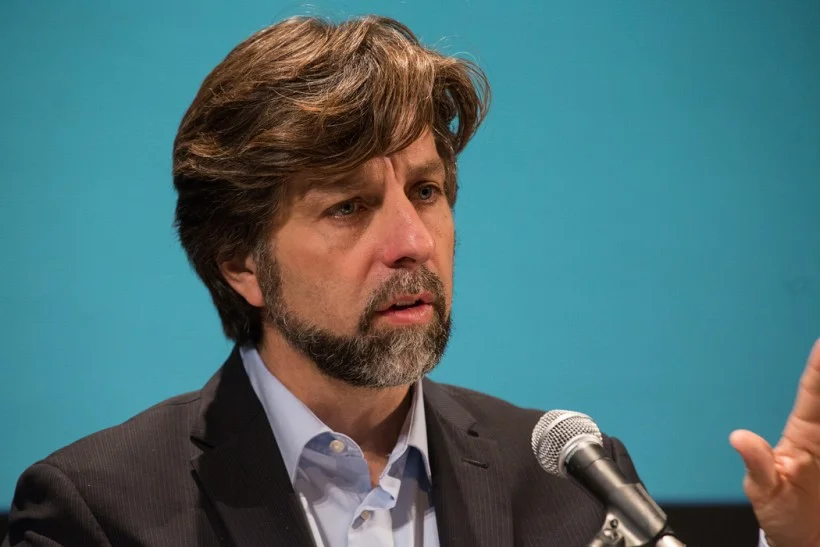 10CA._Plateau_Debate_3_(Leslie_Schachter)_820_547_90.jpg