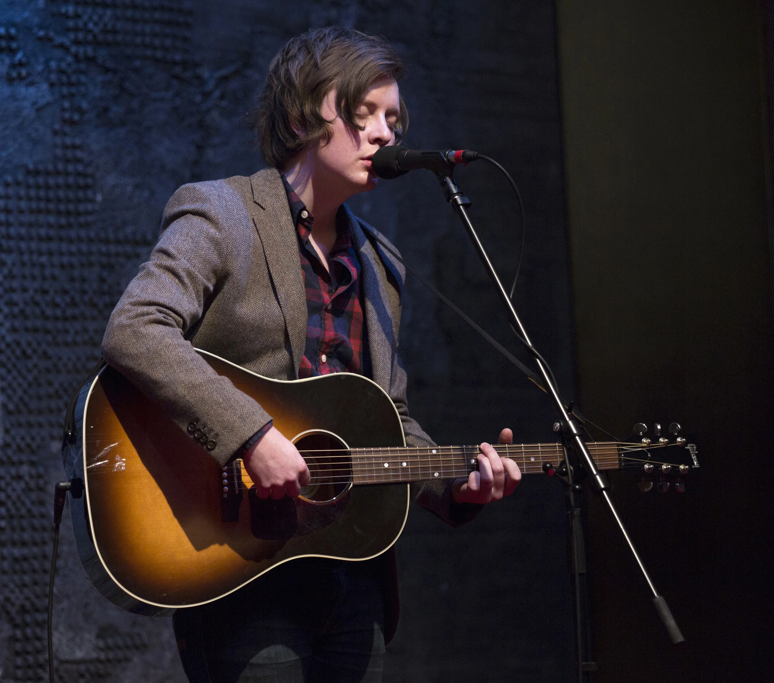 OTTAWA, ON. MAY 8, 2013 -- Singer-songwriter Kalle Mattson performs at the National Art Centre's NAC Presents Fall lineup announcement on Wednesday, May 8, 2013. (Leslie Schachter/Ottawa Citizen)
