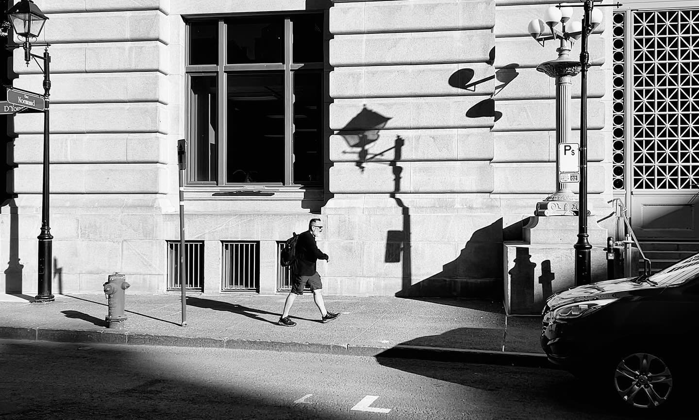 4 o&rsquo;clock shadows