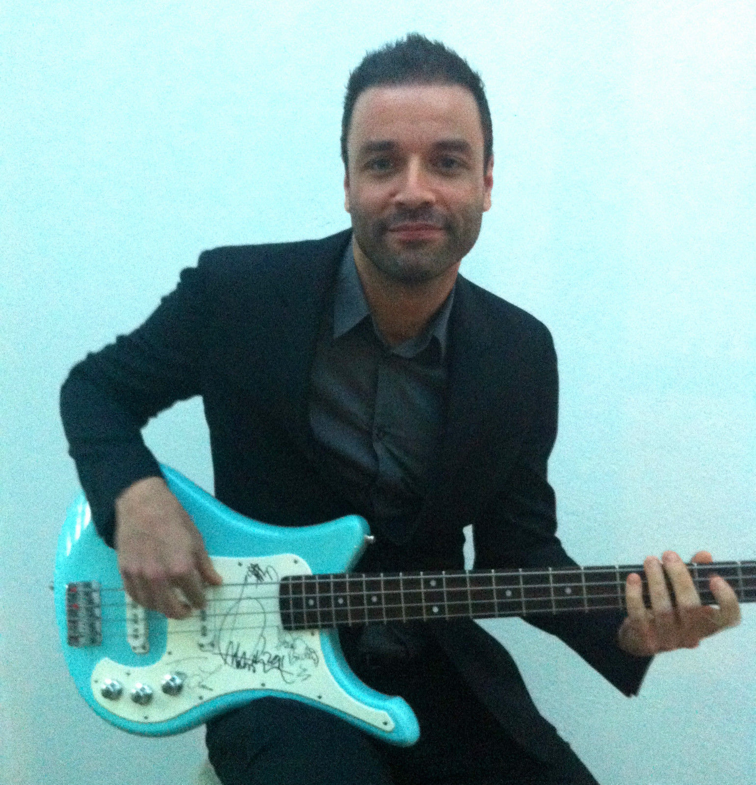 Your Chance To Win A Rare Bass Guitar Signed By Chris Wolstenholme Of Muse And Others Musomuso Com