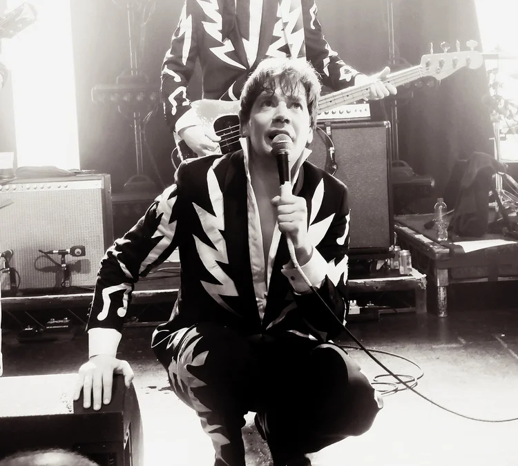 THE HIVES descend upon Bristol and tear the O2 Academy a new one....