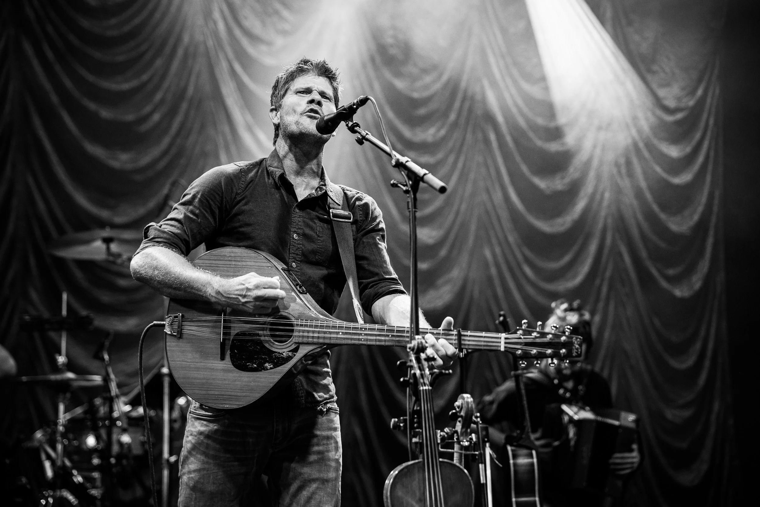 20250816-Seth Lakeman-3.jpg