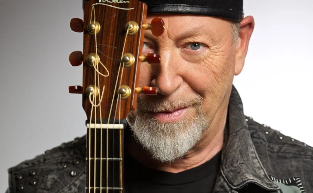 RICHARD THOMPSON.jpg