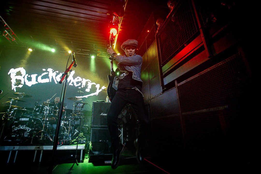 Buckcherry-Michael Monroe-36.jpg