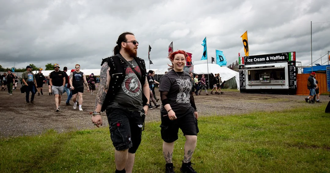 Crowd-2.jpg