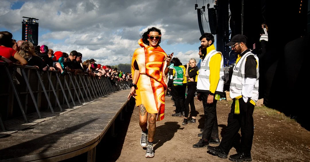 Crowd-17.jpg
