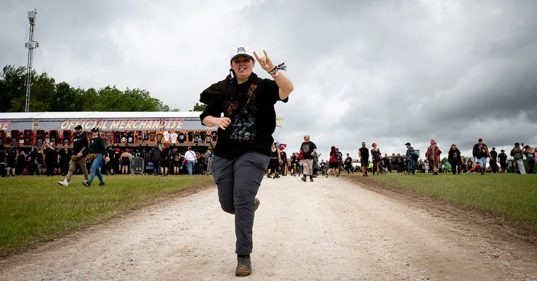 Crowd-6.jpg