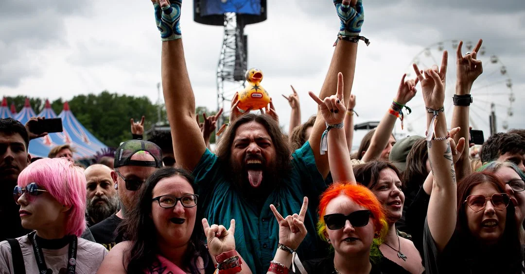 Crowd-22.jpg