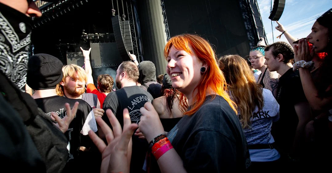 Crowd-35.jpg