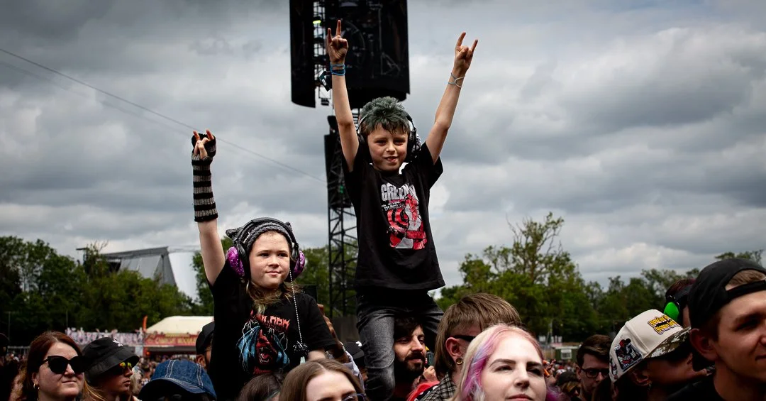 Crowd-21.jpg