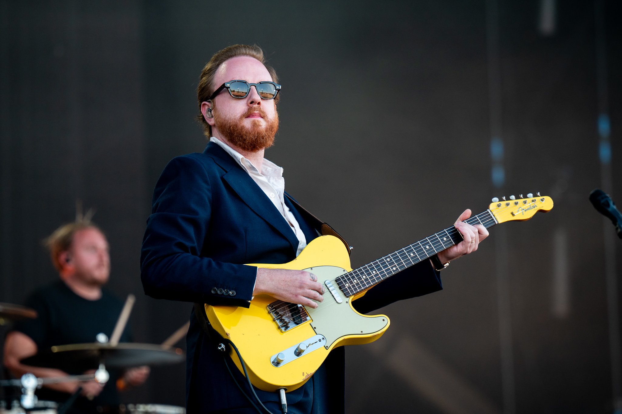 TwoDoorCinemaClub_MainStage_IOWF26_Sarah_Louise_Bennett_SB2_8972.NEF.jpg