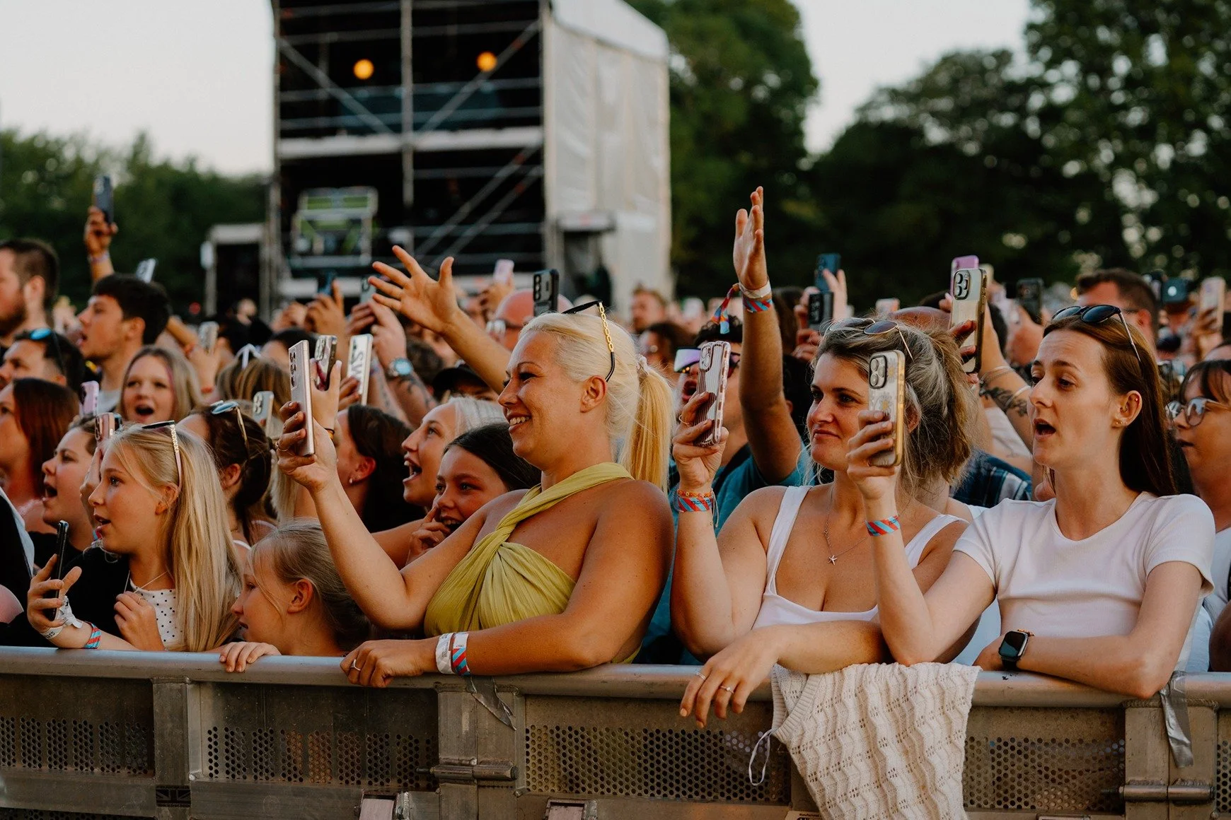 FANS READY FOR LEWIS CAPALDI'S HEADLINE SHOW AT LIVE AT POWDERHAM (2).jpg