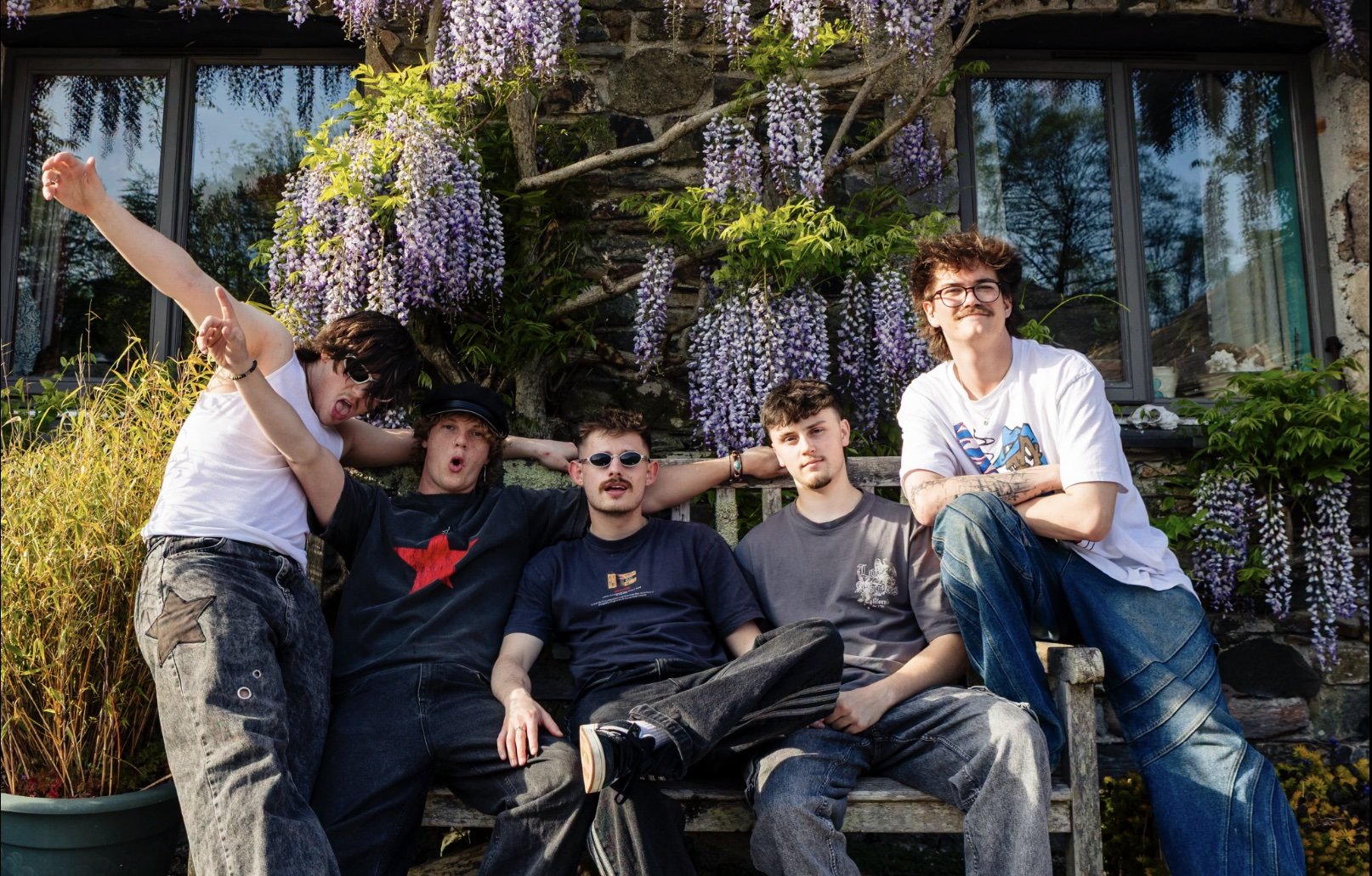 Kabins Band Shot.jpg