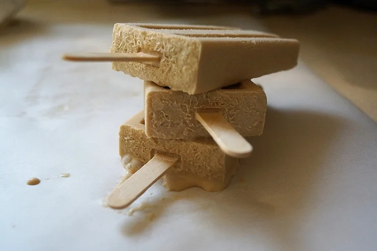 7.18.14 White Russian Popsicles