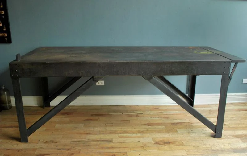 steelworkstation01.jpg