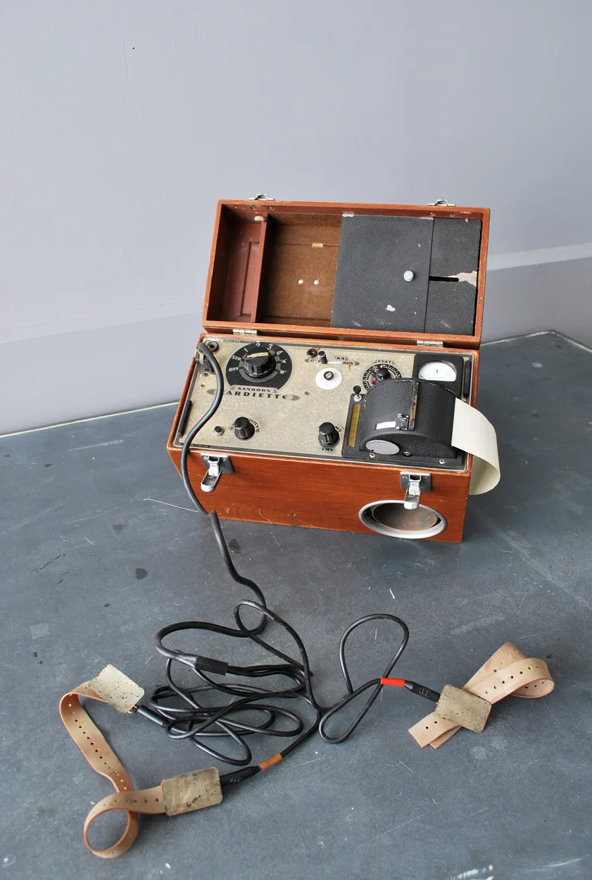 cardiology_machine_01.jpg