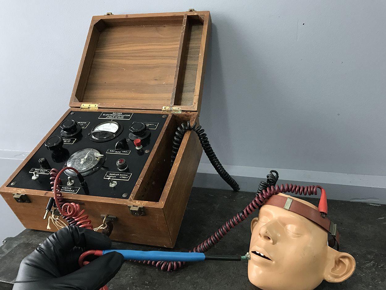 1940's Electroshock Therapy Device — AGENT GALLERY CHICAGO